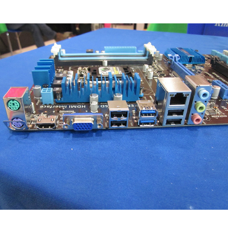 Motherboard Asus P8Z77-v LX2,  - X870E Atx Motherboard ulasan dan harga